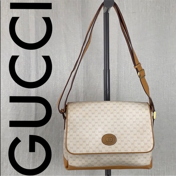 Gucci Handbags - 👑GUCCI VINTAGE LARGE SHOULDER/ CROSSBODY 💯AUTH